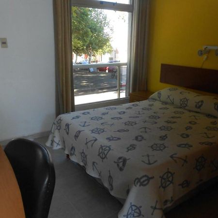 פריי בנטוס Hotel 25 De Mayo מראה חיצוני תמונה