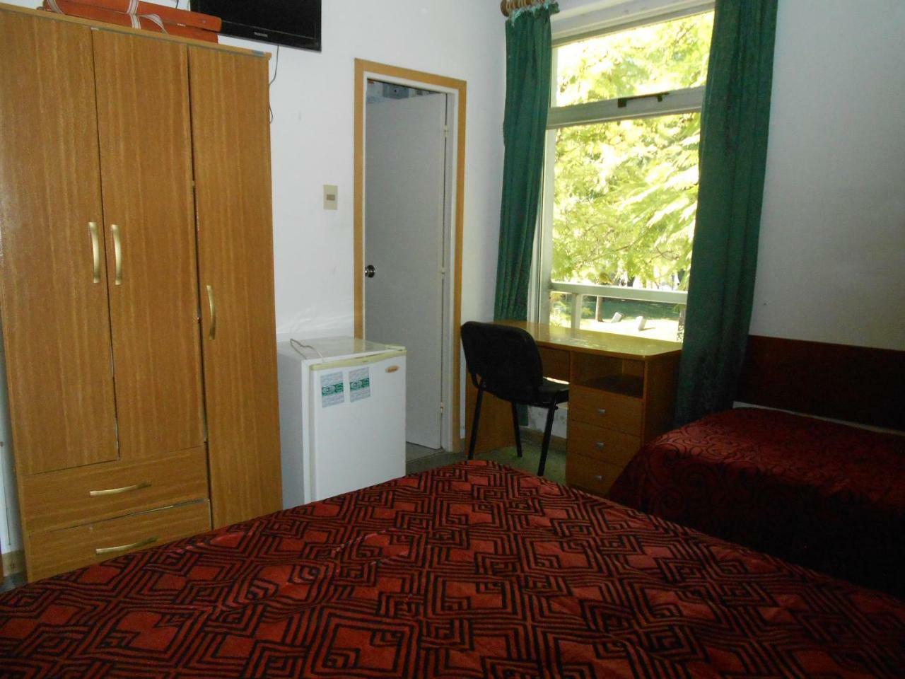 פריי בנטוס Hotel 25 De Mayo מראה חיצוני תמונה